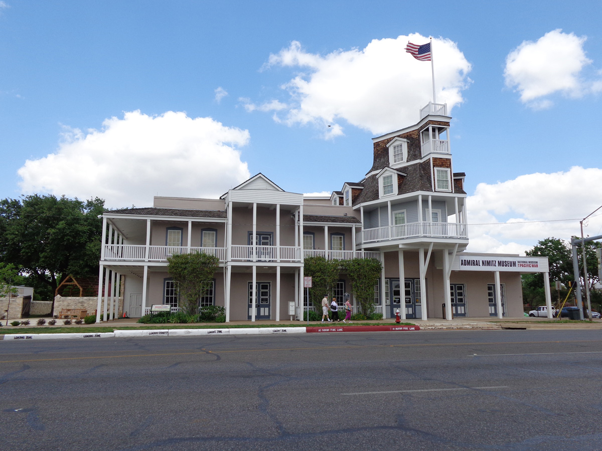 Hotels in Fredericksburg, Tx